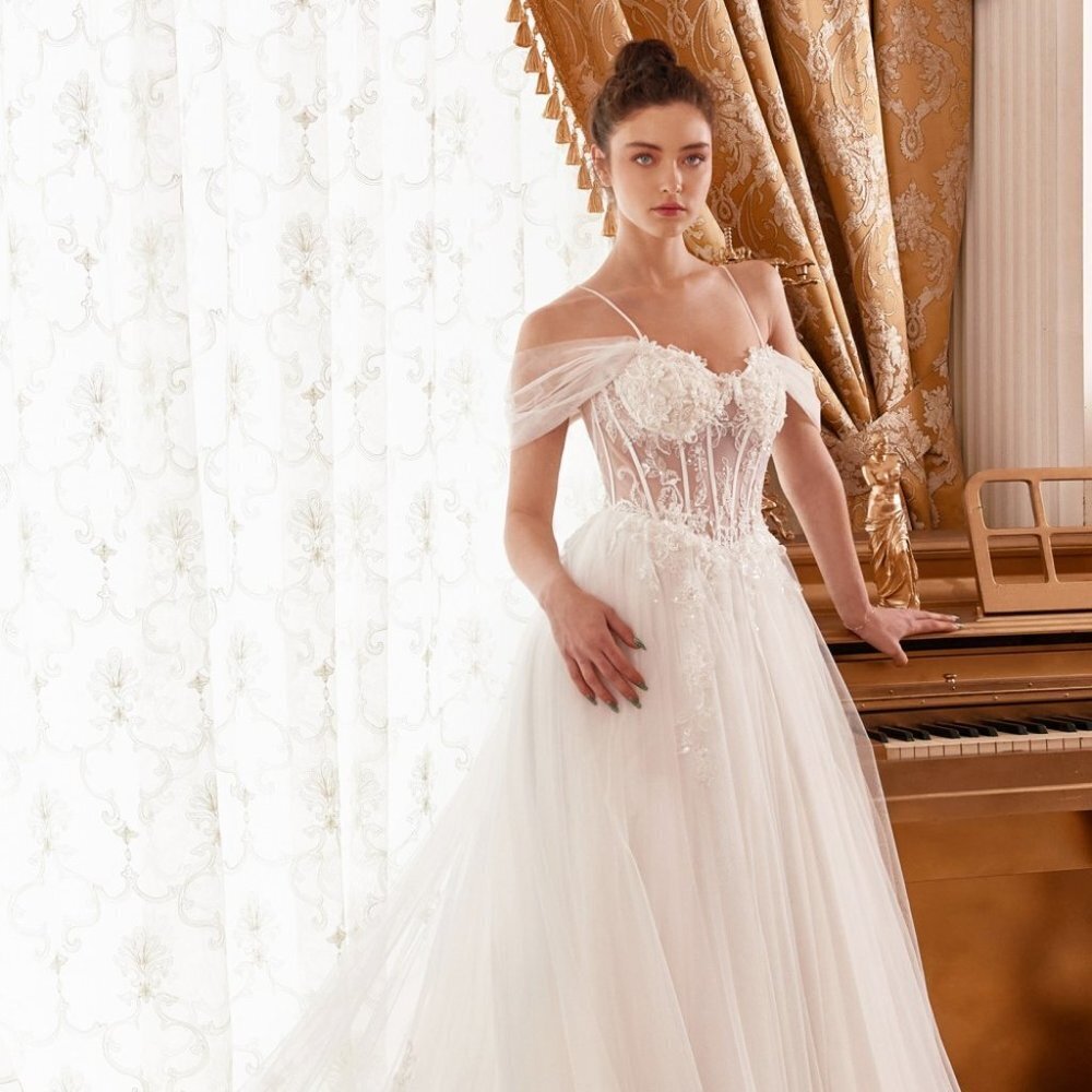 NEW LONG OFF SHOULDER SLEEVELESS TULLE A-LINE GOWN WITH FLORAL APPLIQUE CD WN307